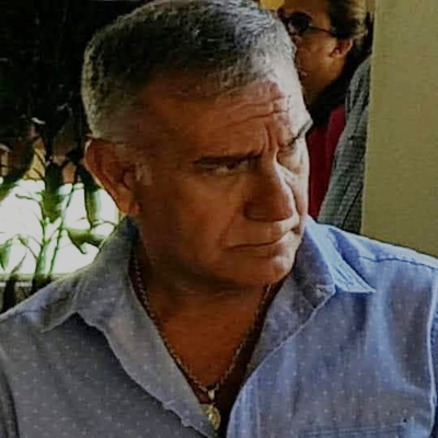 Debemos estar seguros de quienes somos, quien queremos ser y hacia donde vamos
